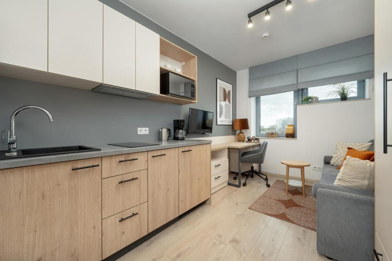 Trendy Studios With Home Office Near Wroclaw Main Station By Noclegi Renters Esterno foto