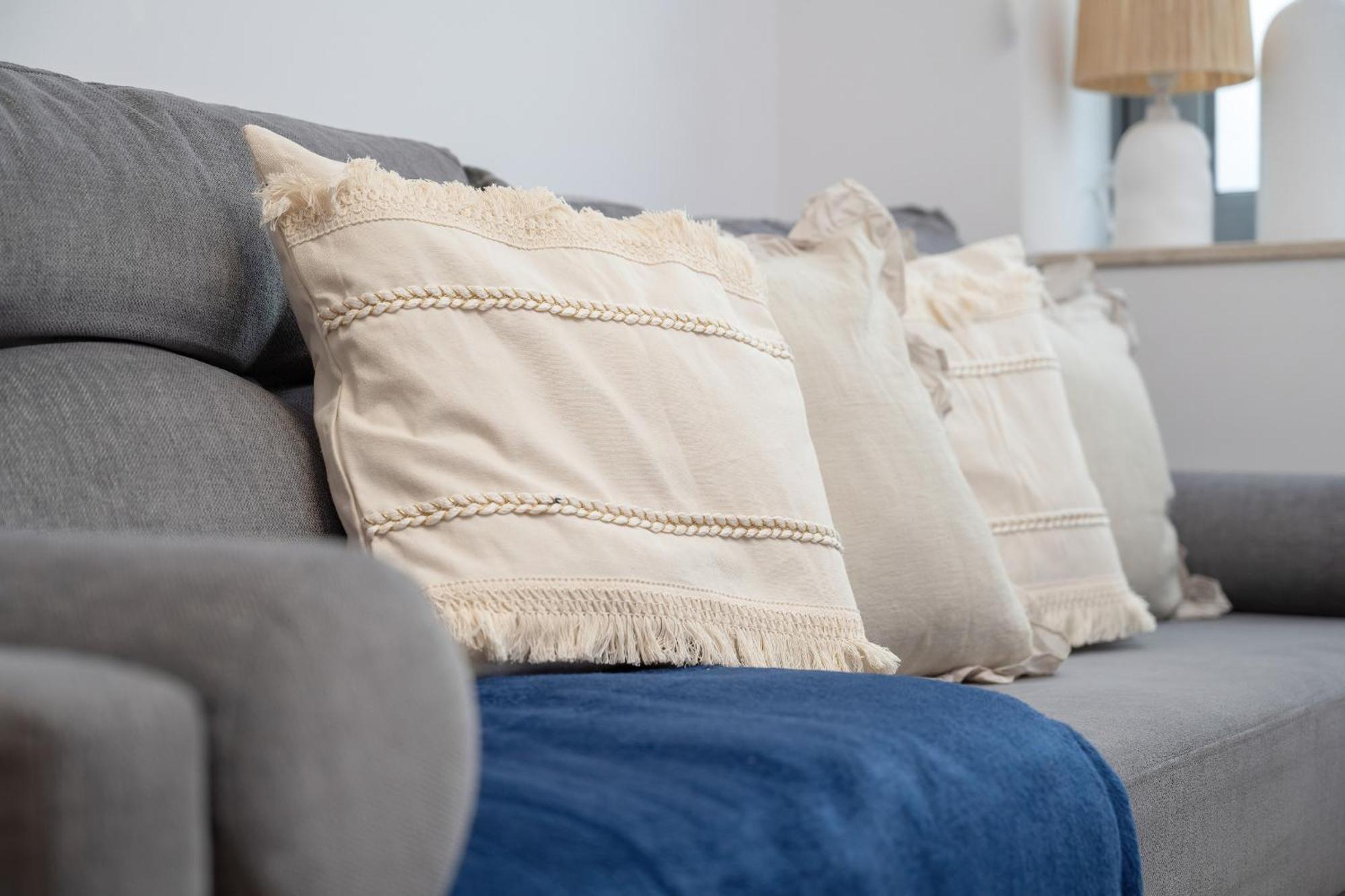 Trendy Studios With Home Office Near Wroclaw Main Station By Noclegi Renters Esterno foto